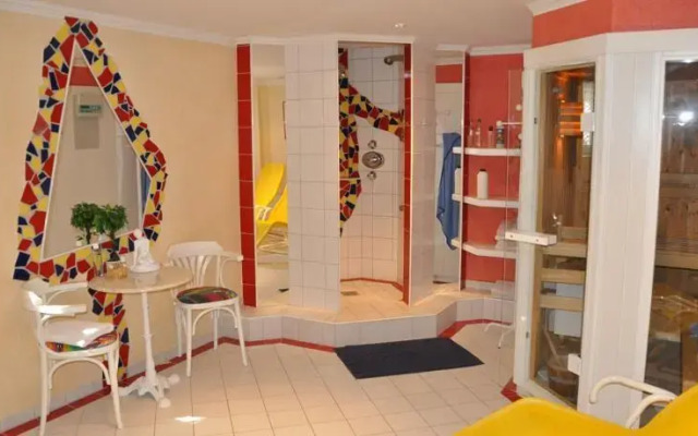 Zwatz Ottilie; Appartement