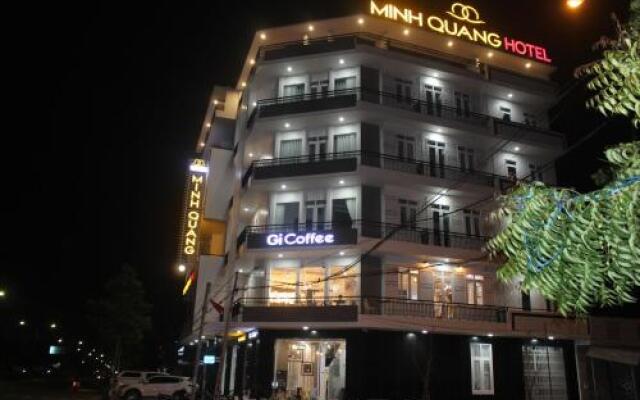 Hotel Minh Quang