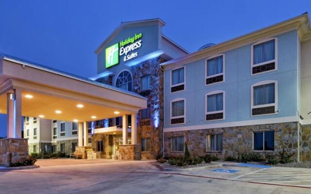 Holiday Inn Express & Suites WEATHERFORD