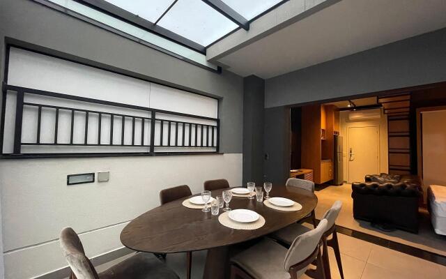 Studio amplo para 4 pessoas em Pinheiros