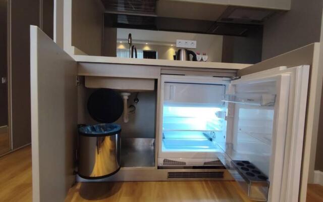 Leo Group Luxury Apartment 09-15 Alliance Palace