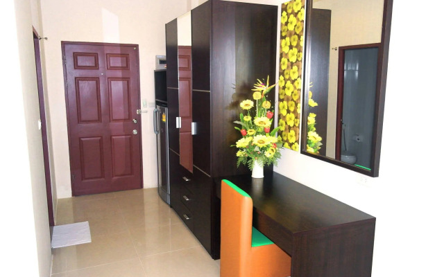 OYO 792 Omsaga Phuket Hotel