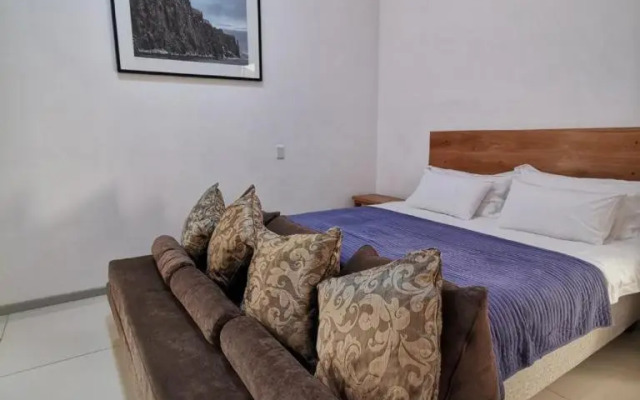 Romansbaai Moksha