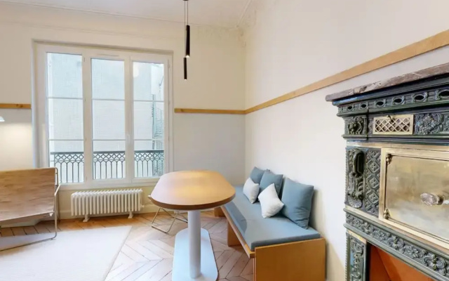 Altido Pleasant 1-bed Flat w Shared Courtyard