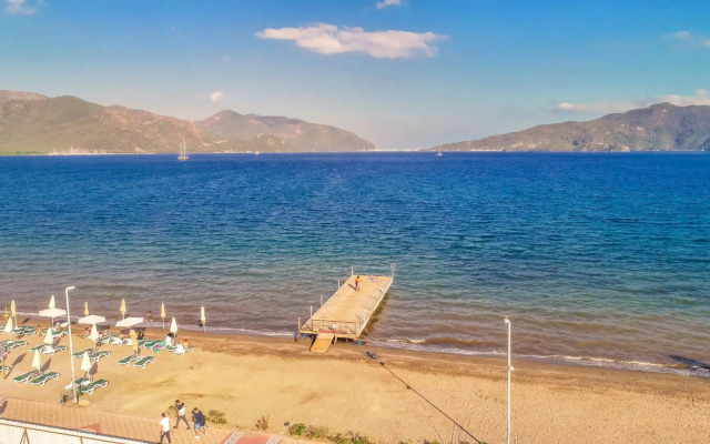 Premier Nergis Beach