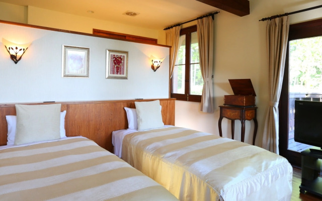 Hotel Hut Walden