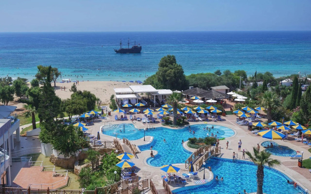 Melissi Beach Hotel & Spa