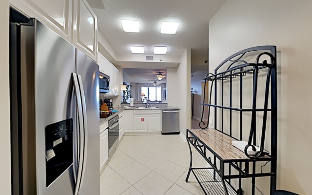 Beach Colony Towers by Southern Vacation Rentals