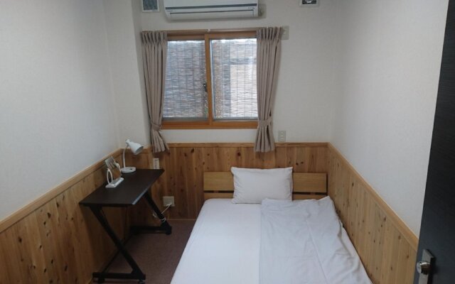 Guesthouse Jiyujin - Hostel