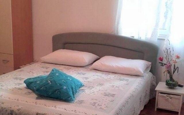 Apartments Jela