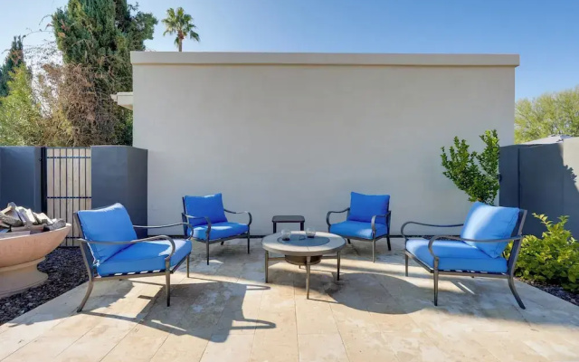 High-end & Luxe Scottsdale Gem w/ Pool & Yard