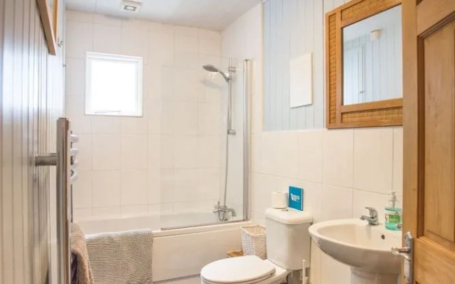 Lusty Glaze Beach Accommodation