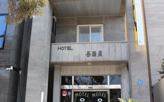 hotelImage