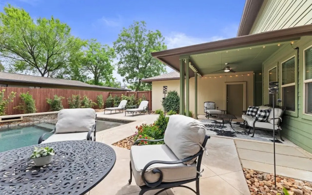 Large South Austin Home with a Pool