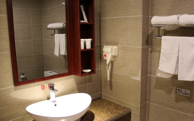 GreenTree Inn Nantong Tongzhou Shiji Avenue Jianghaihuangdu Express Hotel