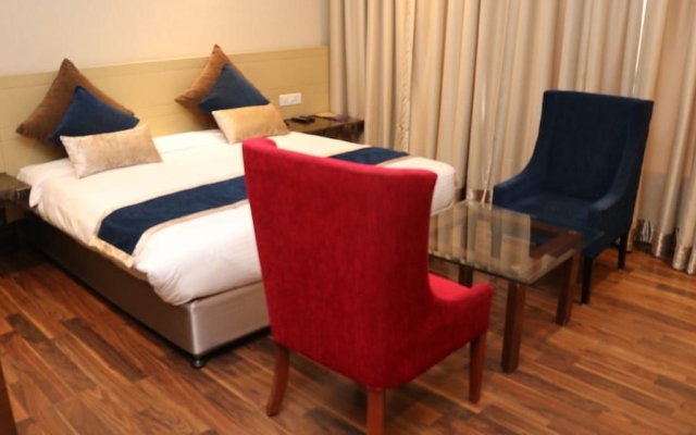 Hotel Lakhdatar