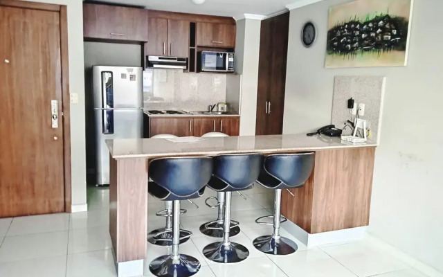 Luxury Suites Riverfront GYE