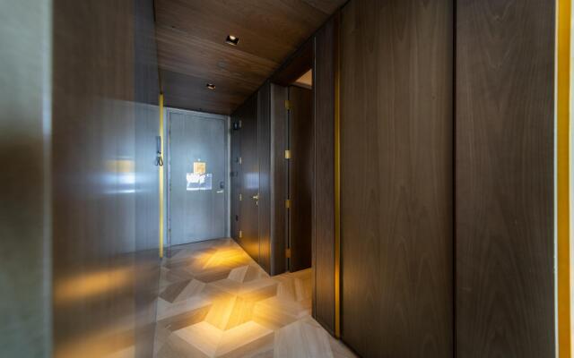 DXB - Five - 41509 - PJ