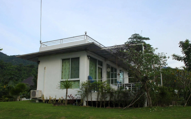 The Happiness Resort