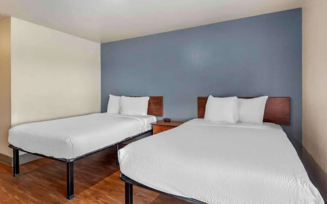 Extended Stay America Select Suites - Wichita - North