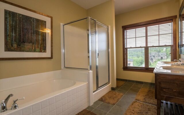 6br: Soaring Eagle 204