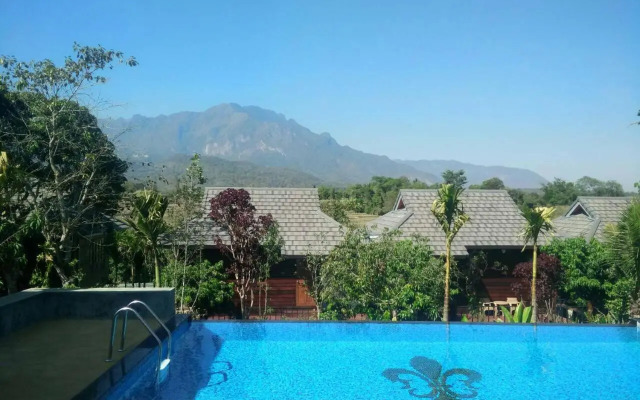 Buraphat Resort