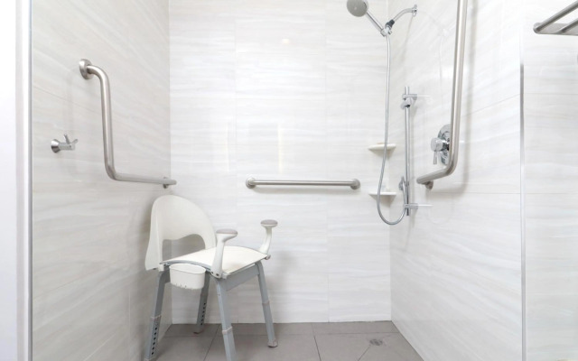 Holiday Inn Express And Suites Hermosillo