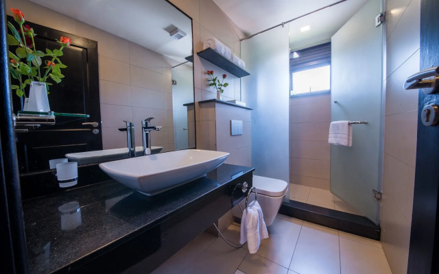 Speke Apartments Kitante