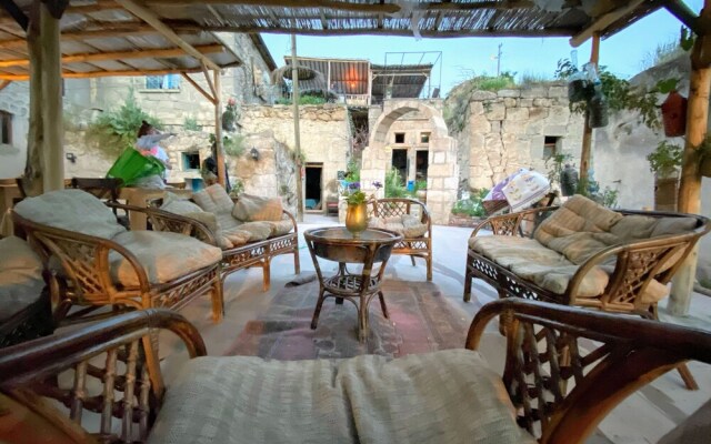 Belisırma Cave Butik Hotel