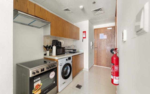 Silkhaus Holiday Studio Stay in Julphar Tower