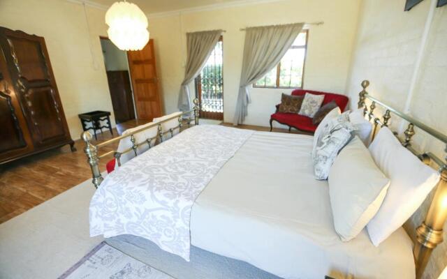 Jacaranda Wine And Guestfarm