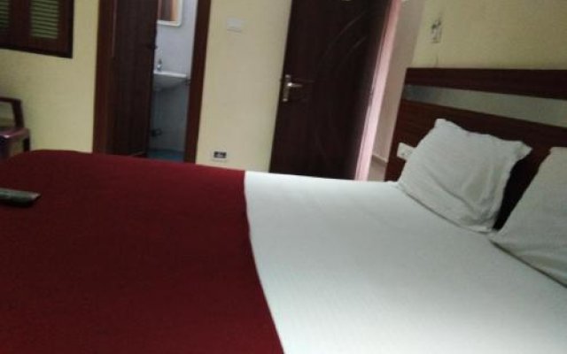 Hotel Adarsh Residency