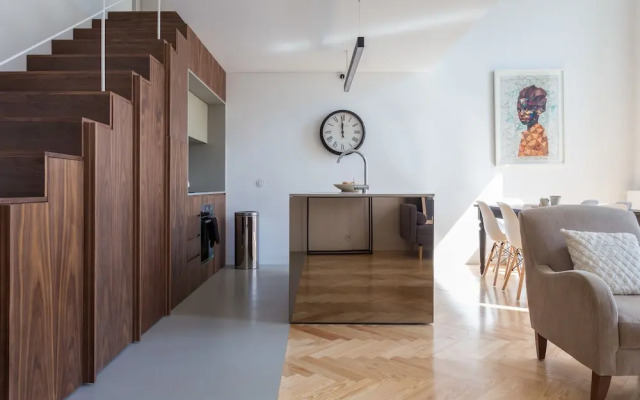 Bright & Spacious Sanctuary in the Center of Porto