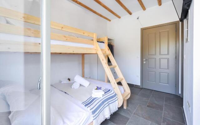 Harmony View Lux studio with stunning Sea Views