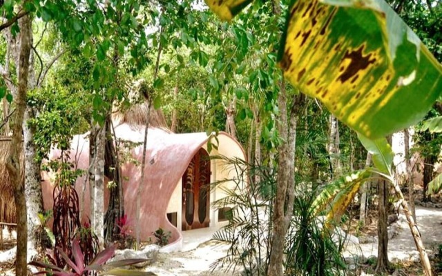 Room-unique Jungle Dome Kaa