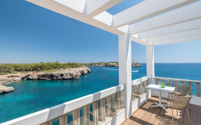 Orange Colom Seaside Apartments