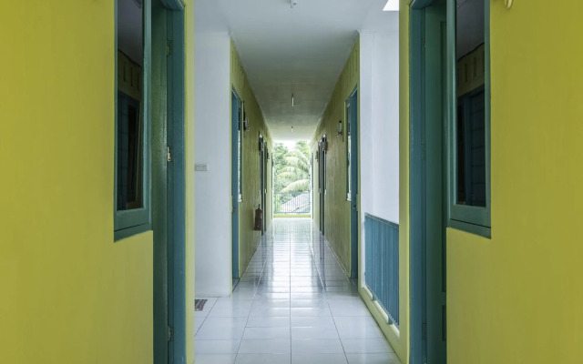 OYO Life 1889 Mbuahpage