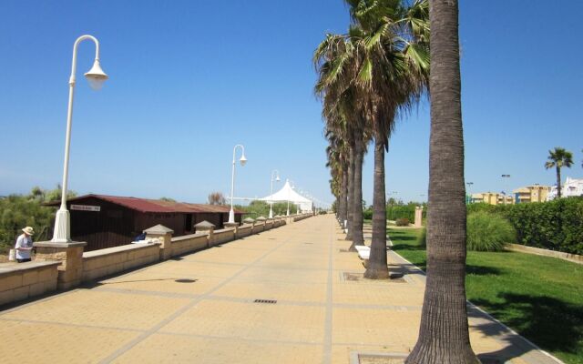 Apartment With 2 Bedrooms in Islantilla, With Wonderful Mountain View,