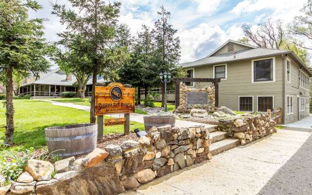 Sierra Sky Ranch, an Ascend Hotel Collection Member