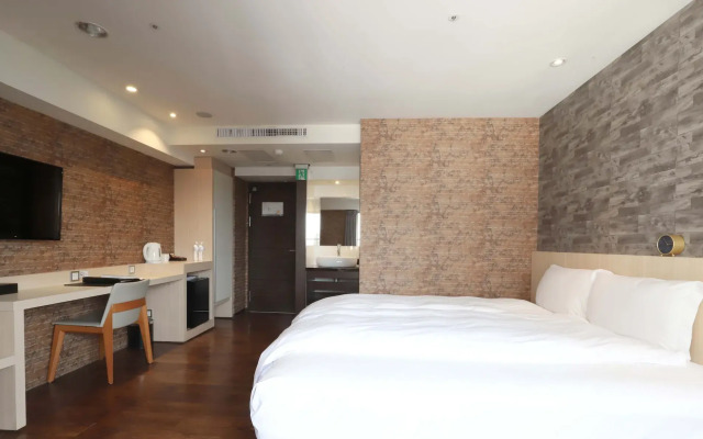 Talmud Hotel Yizhong
