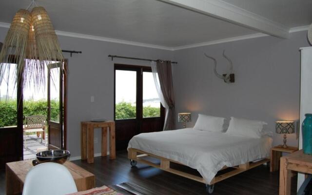 Cape Paradise Lodge and Apartments