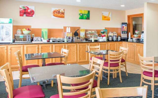 Quality Inn Ottawa near Starved Rock State Park
