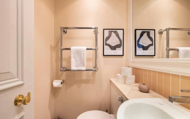The Kensington Wonder - Stunning 2bdr Flat With Patios