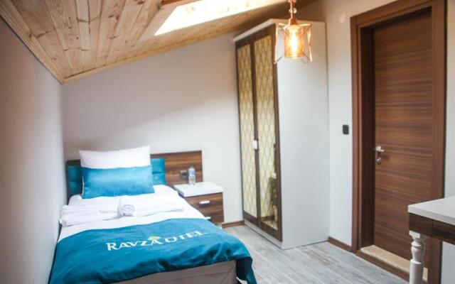 Ravza Otel Uzungol
