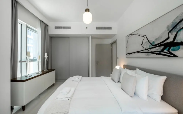 Chic 1BR in Emaar Beachfront