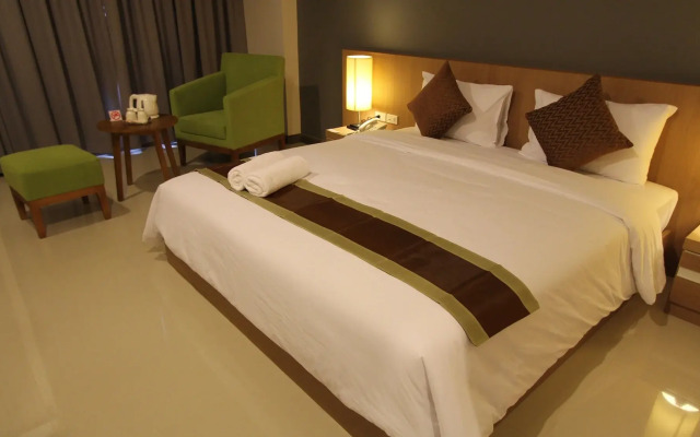 S Tara Grand Hotel