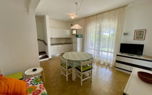 Holiday Home With Garden and Shared Pool