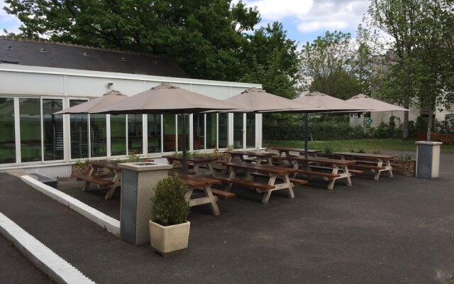 CRJS et Auberge de Jeunesse - Hostel