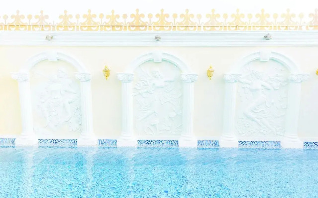 Leo Mansion Luxury Serviced Apartment