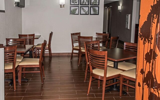 Sleep Inn DeWitt - Lansing North